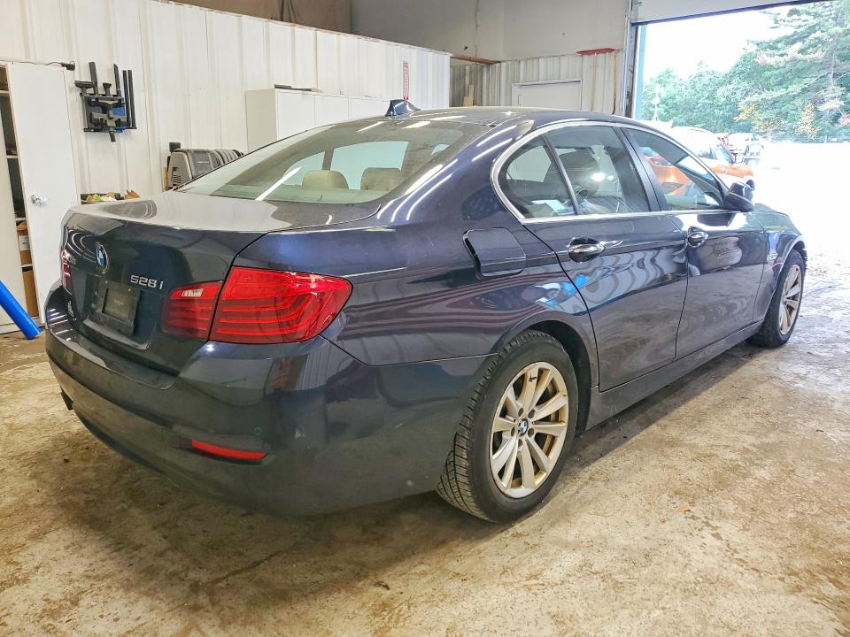 Продаж на аукціоні авто 2016 Bmw 528, vin: WBA5A7C54GG148864, номер лоту: 65706596