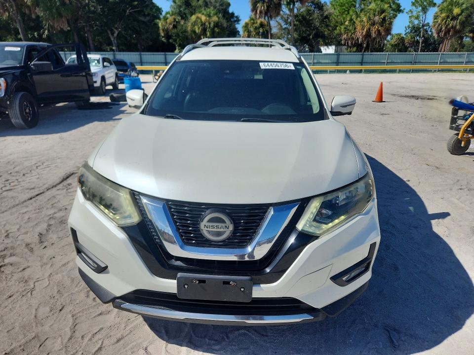 Продаж на аукціоні авто 2018 Nissan Rogue, vin: 5N1AT2MT0JC798488, номер лоту: 64456756