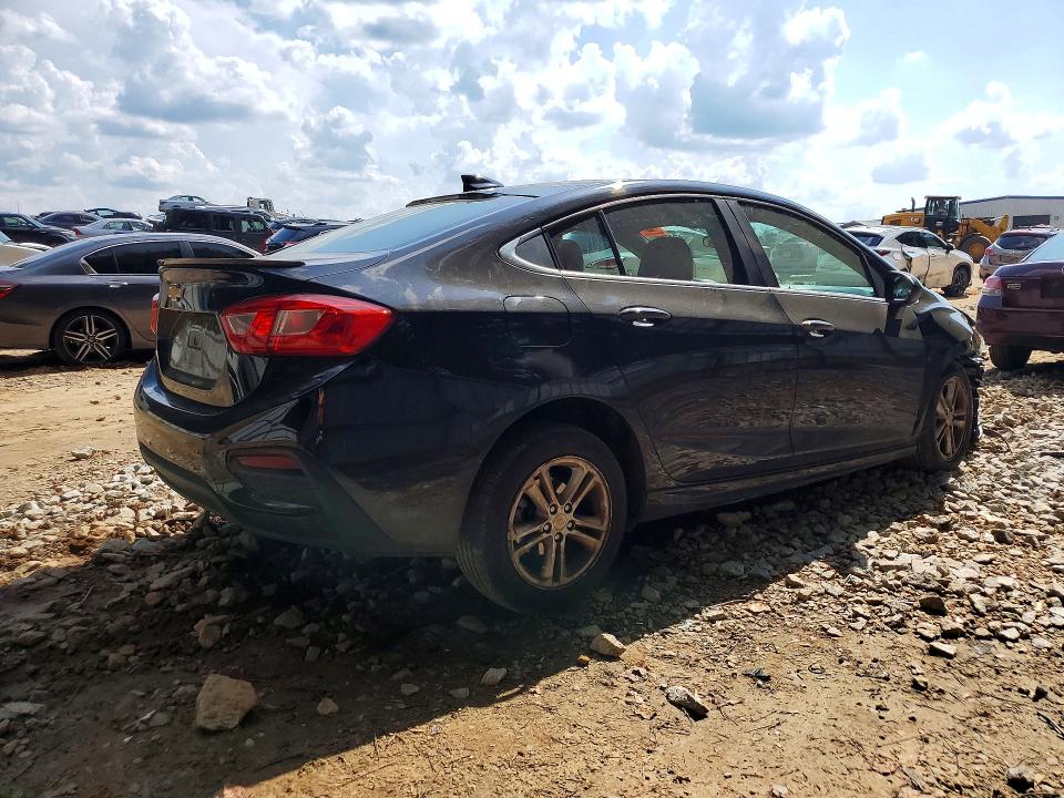 2017 Chevrolet Cruze მანქანა იყიდება აუქციონზე, vin: 1G1BE5SM2H7113032, აუქციონის ნომერი: 66573446