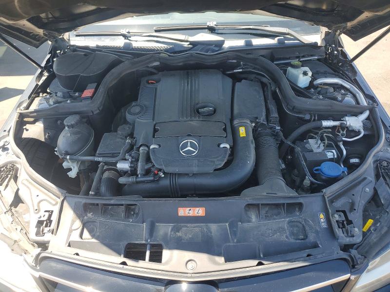 Продажа на аукционе авто 2012 Mercedes-benz C, vin: WDDGJ4HB9CF932455, номер лота: 64416336