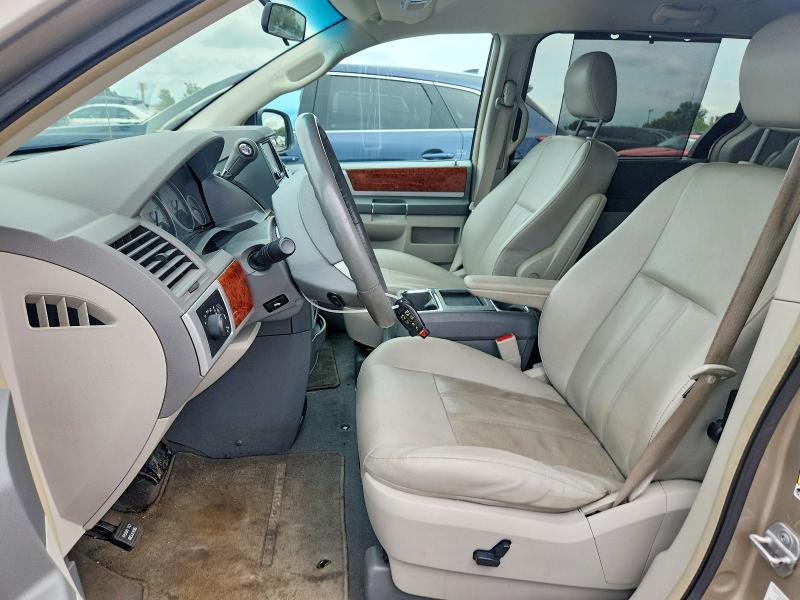 2009 Chrysler Town & Country მანქანა იყიდება აუქციონზე, vin: 2A8HR54X19R609087, აუქციონის ნომერი: 64772156