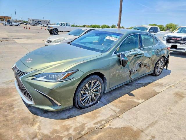 64315246 :رقم المزاد ، 58ABZ1B11KU001796 vin ، 2019 Lexus Es مزاد بيع