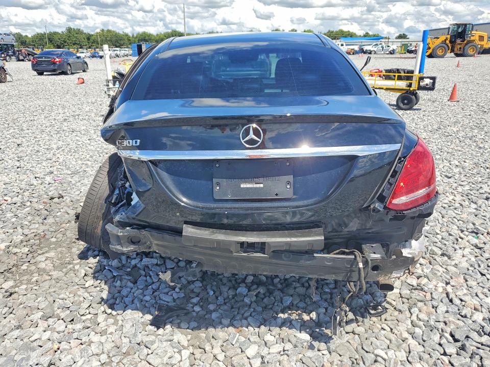 2018 Mercedes-benz C მანქანა იყიდება აუქციონზე, vin: 55SWF4JBXJU241498, აუქციონის ნომერი: 67306346