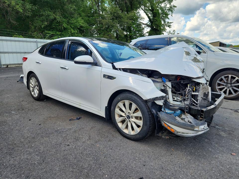 2016 Kia Optima მანქანა იყიდება აუქციონზე, vin: 5XXGU4L39GG027268, აუქციონის ნომერი: 66646846