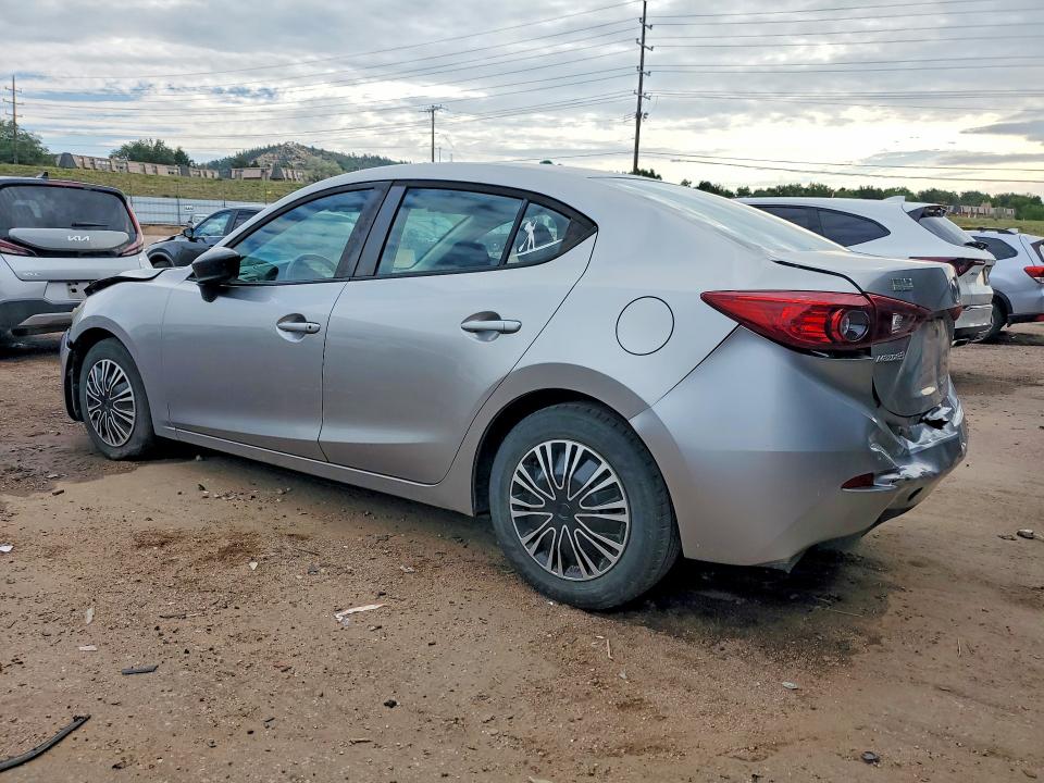 64693486 :رقم المزاد ، JM1BM1T78F1221604 vin ، 2015 Mazda 3 مزاد بيع