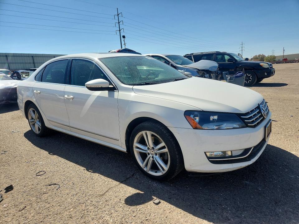 65539386 :رقم المزاد ، 1VWBN7A33CC060723 vin ، 2012 Volkswagen Passat مزاد بيع