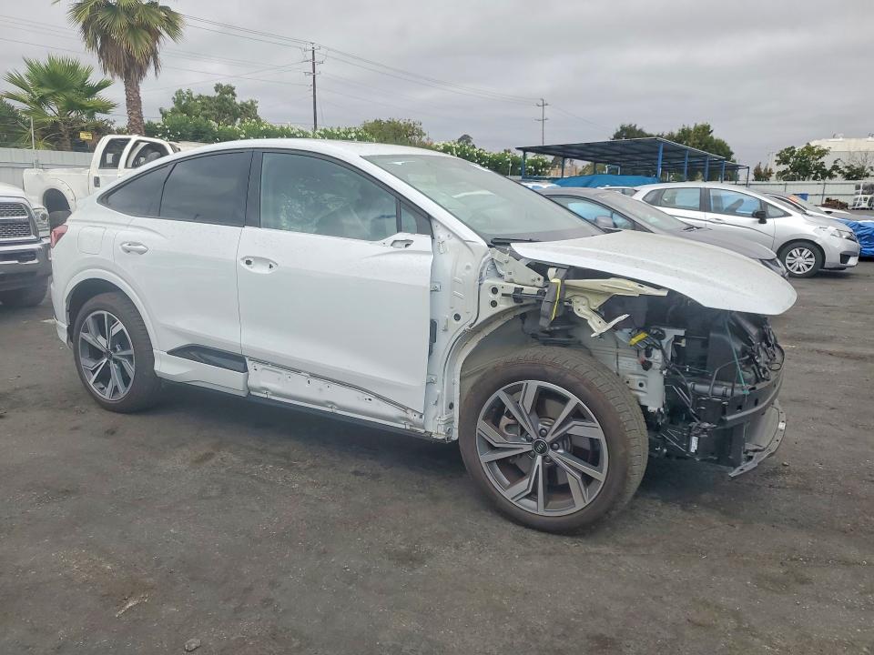2023 Audi Q4 E-tron მანქანა იყიდება აუქციონზე, vin: WA142BFZ3PP018601, აუქციონის ნომერი: 67040556