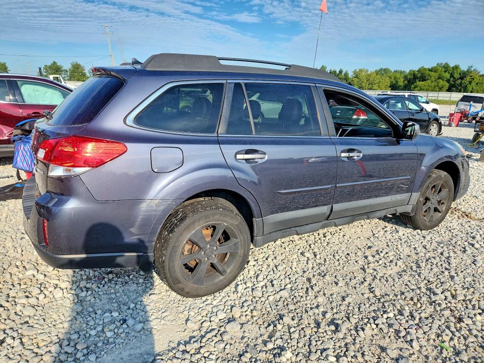 65310706 :رقم المزاد ، 4S4BRCPC4E3266302 vin ، 2014 Subaru Outback مزاد بيع