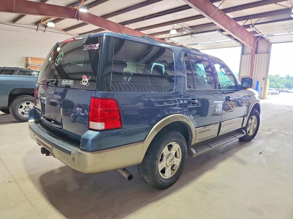 Продажа на аукционе авто 2003 Ford Expedition, vin: 1FMPU18L53LB92229, номер лота: 64233206