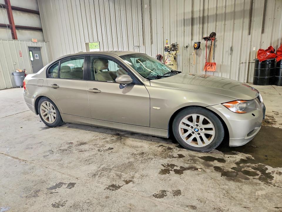 Продажа на аукционе авто 2007 Bmw 328, vin: WBAVC73577KP36667, номер лота: 65437776