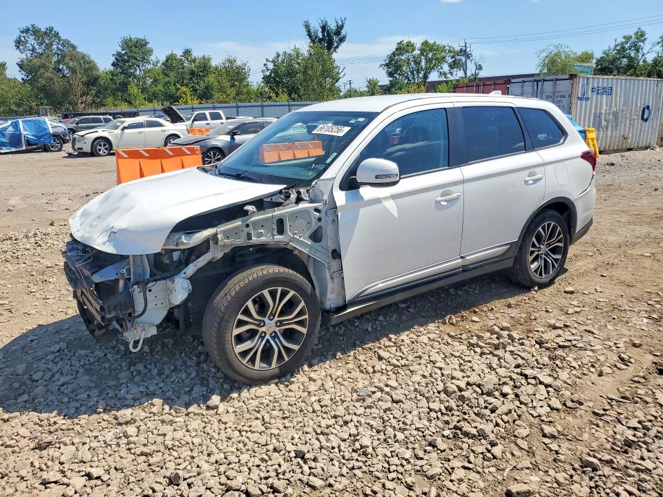 Продажа на аукционе авто 2018 Mitsubishi Outlander, vin: JA4AD3A32JZ039666, номер лота: 66105256