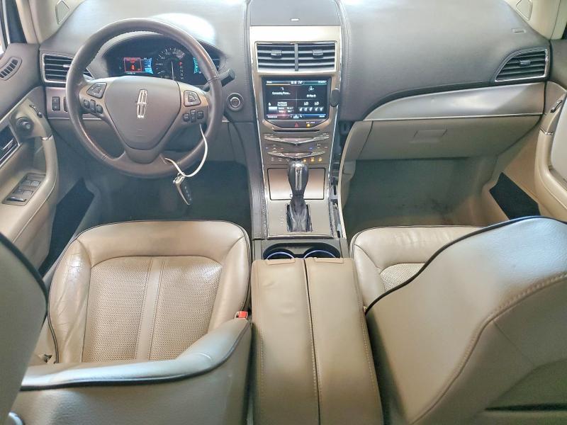 63748716 :رقم المزاد ، 2LMDJ8JK2CBL08206 vin ، 2012 Lincoln Mkx مزاد بيع