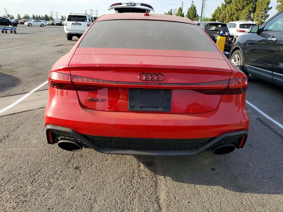 66832676 :رقم المزاد ، WUAPCBF21MN902632 vin ، 2021 Audi Rs7 مزاد بيع