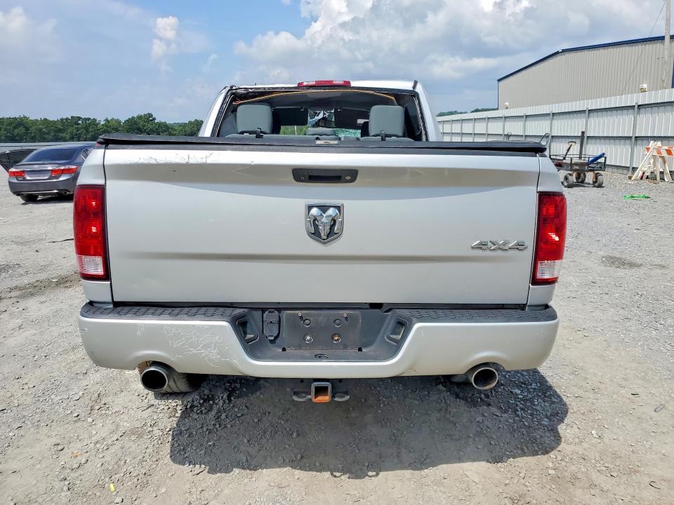 63422646 :رقم المزاد ، 1C6RR7KT3FS586968 vin ، 2015 Ram 1500 مزاد بيع