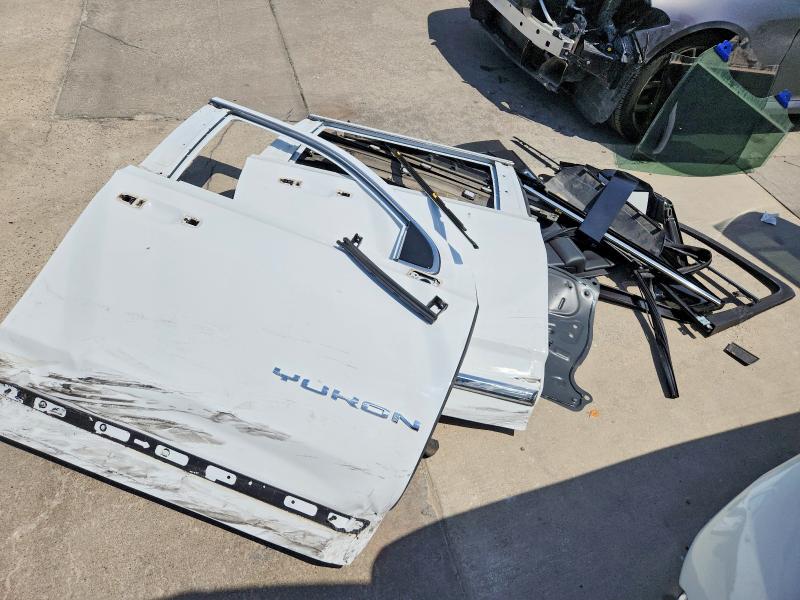 2021 Gmc Yukon Xl მანქანა იყიდება აუქციონზე, vin: 1GKS1GKD6MR325126, აუქციონის ნომერი: 63184956