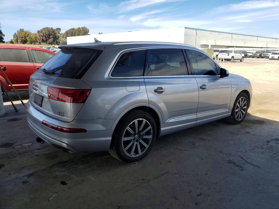Aukcja sprzedaży 2017 Audi Q7, vin: WA1VAAF73HD008489, numer aukcji: 65531186