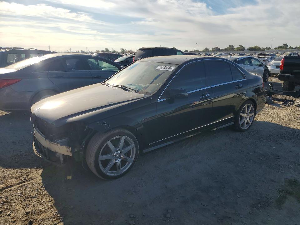 Продаж на аукціоні авто 2014 Mercedes-benz C, vin: WDDGF4HB7EG237776, номер лоту: 65692716