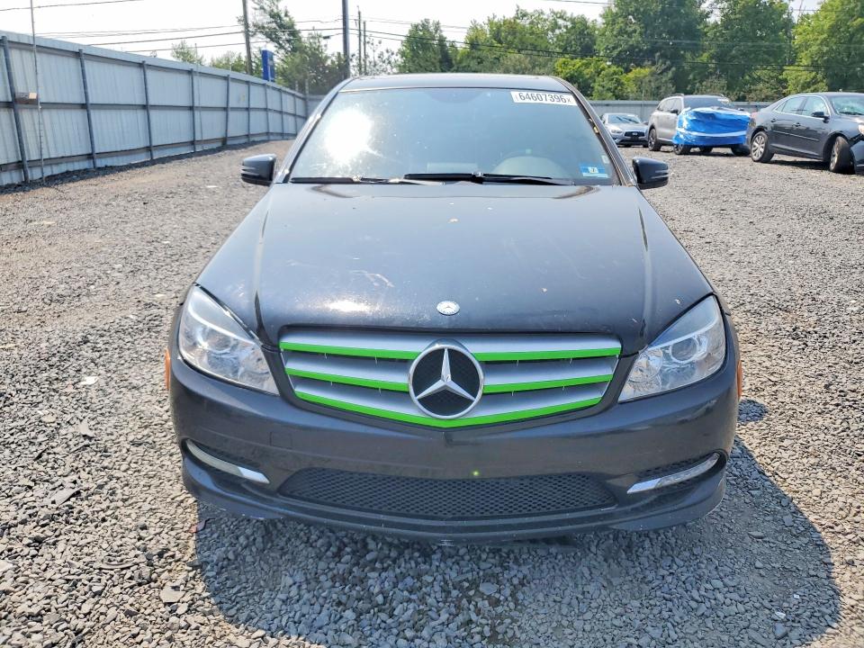 64607396 :رقم المزاد ، WDDGF8BB2BR155437 vin ، 2011 Mercedes-benz C مزاد بيع