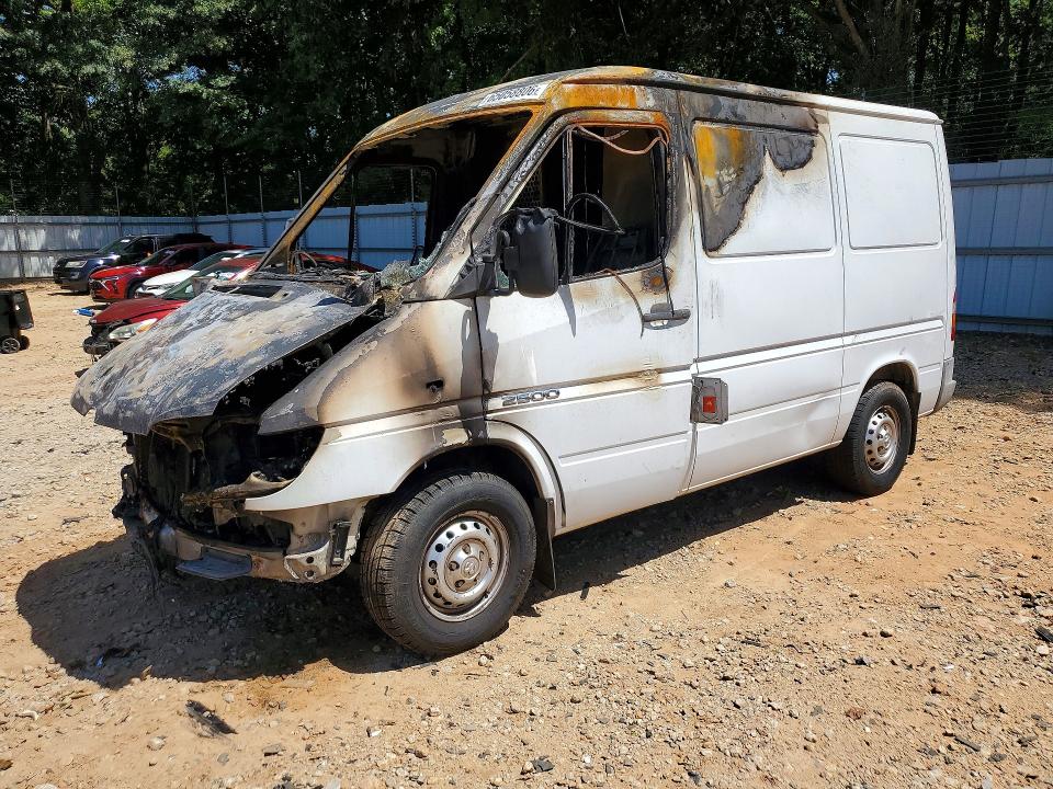 65058806 :رقم المزاد ، WD0PD144065938671 vin ، 2006 Dodge Sprinter مزاد بيع