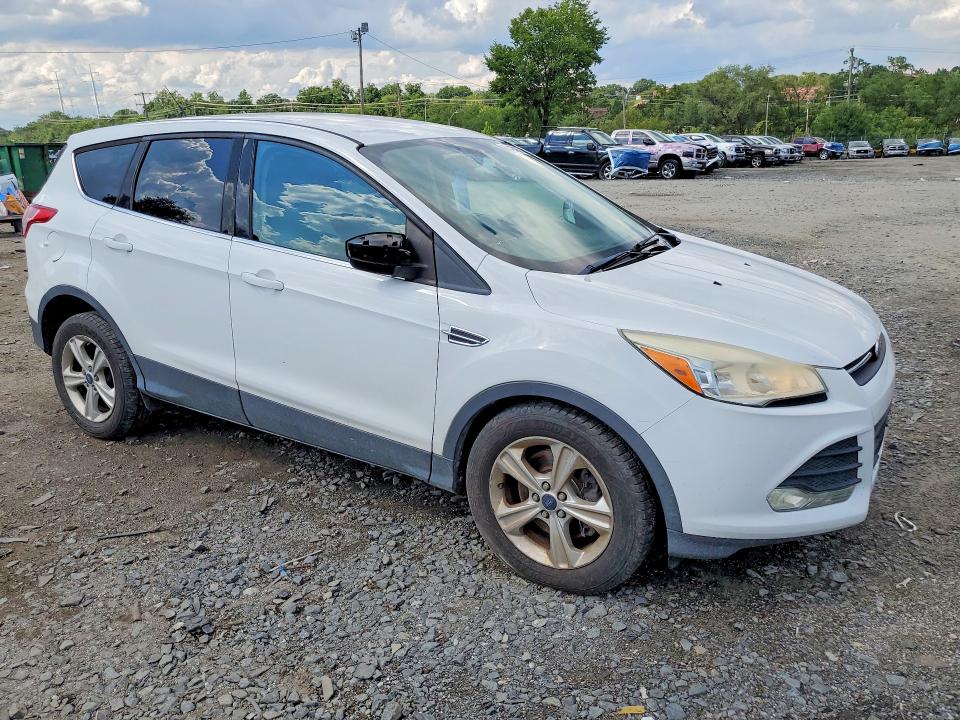 2013 Ford Escape მანქანა იყიდება აუქციონზე, vin: 1FMCU9GX8DUD94639, აუქციონის ნომერი: 64424956