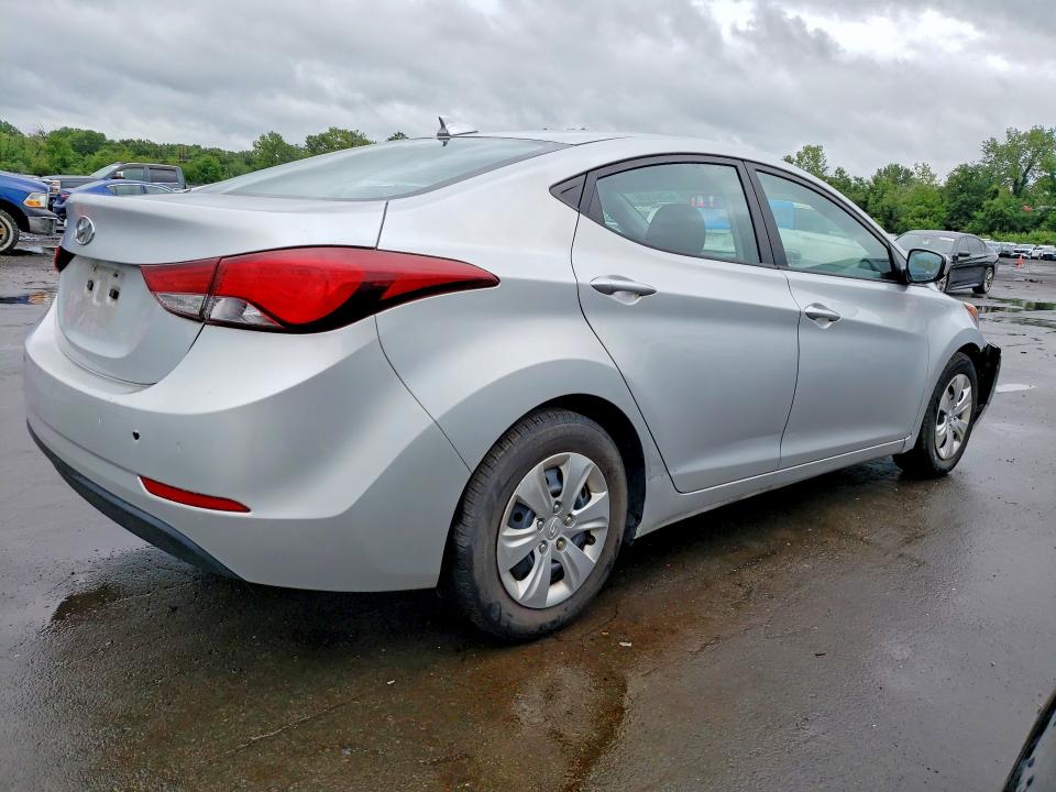 2016 Hyundai Elantra მანქანა იყიდება აუქციონზე, vin: 5NPDH4AE1GH738883, აუქციონის ნომერი: 62302696