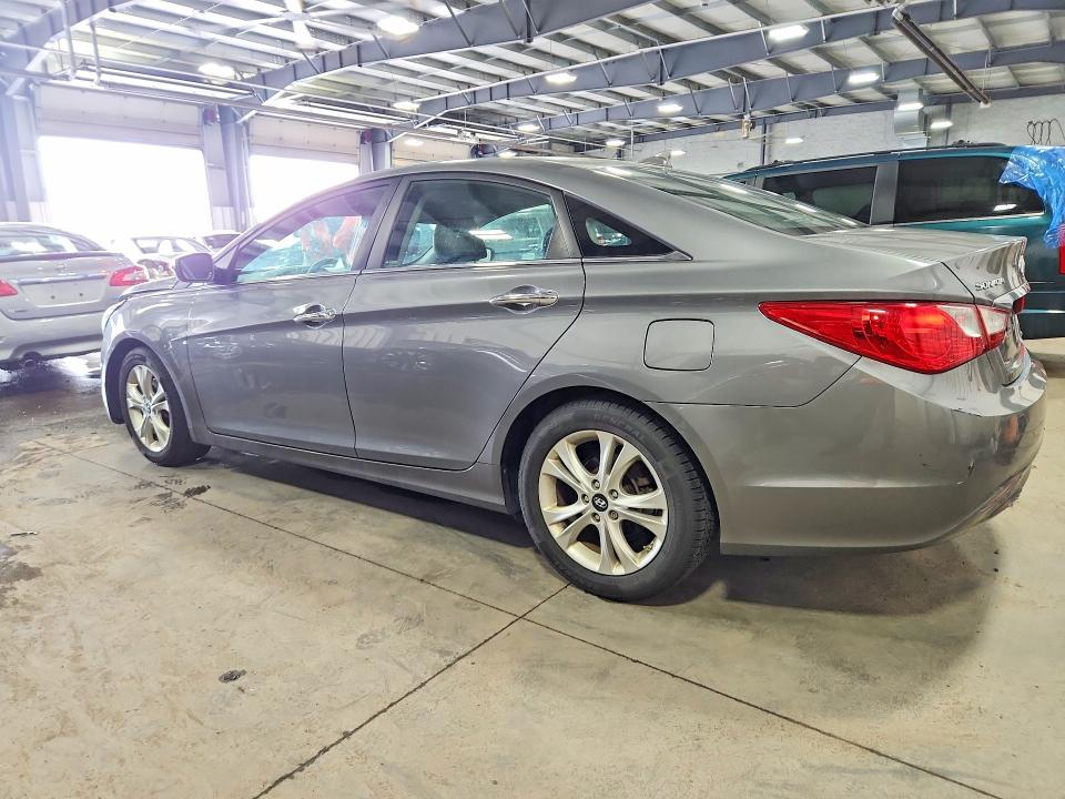 2013 Hyundai Sonata მანქანა იყიდება აუქციონზე, vin: 5NPEC4AC3DH641990, აუქციონის ნომერი: 64822556
