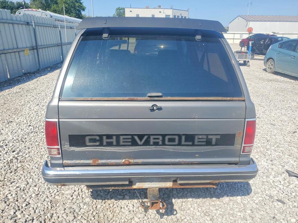 66595796 :رقم المزاد ، 1GNCT18Z8K0103996 vin ، 1989 Chevrolet Blazer مزاد بيع