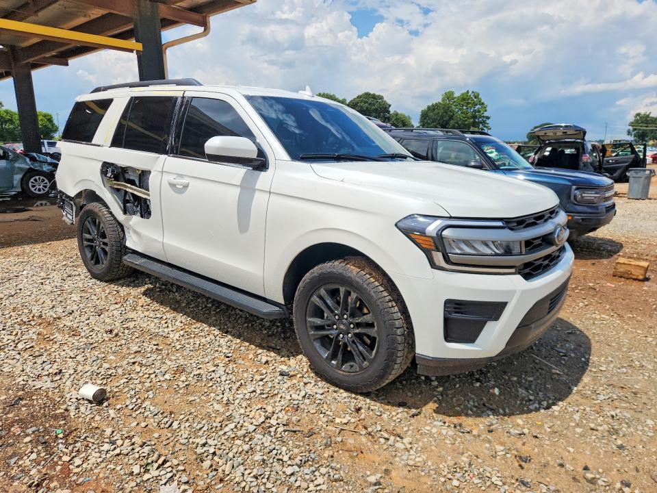 2024 Ford Expedition მანქანა იყიდება აუქციონზე, vin: 1FMJU1H84REB10862, აუქციონის ნომერი: 63604786