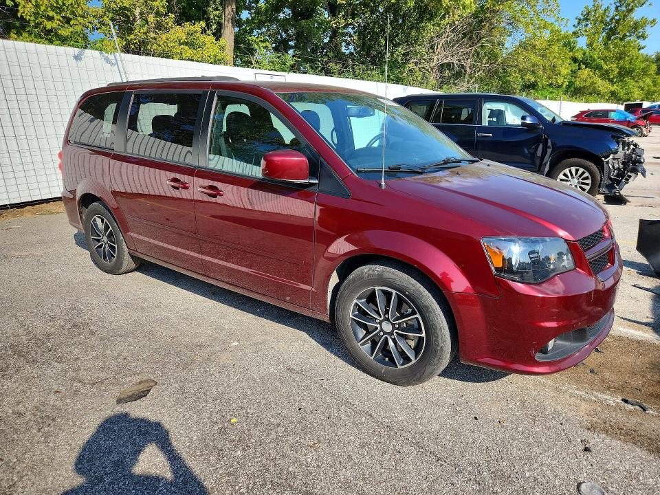 2017 Dodge Grand Caravan მანქანა იყიდება აუქციონზე, vin: 2C4RDGEG4HR681081, აუქციონის ნომერი: 65169856
