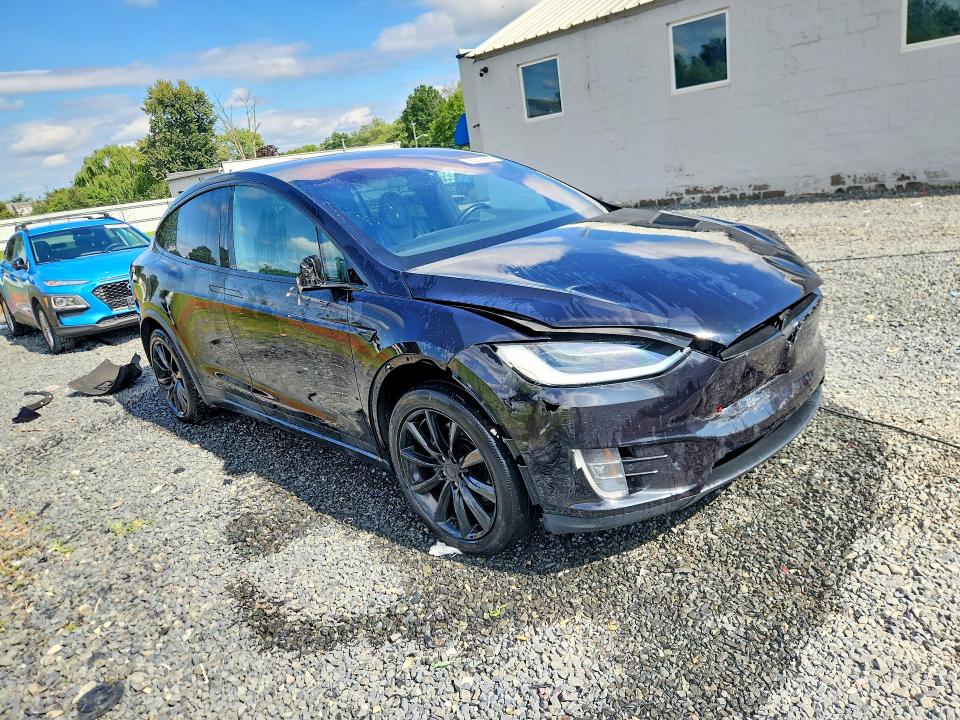 2016 Tesla Model X მანქანა იყიდება აუქციონზე, vin: 5YJXCBE20GF003553, აუქციონის ნომერი: 65279786
