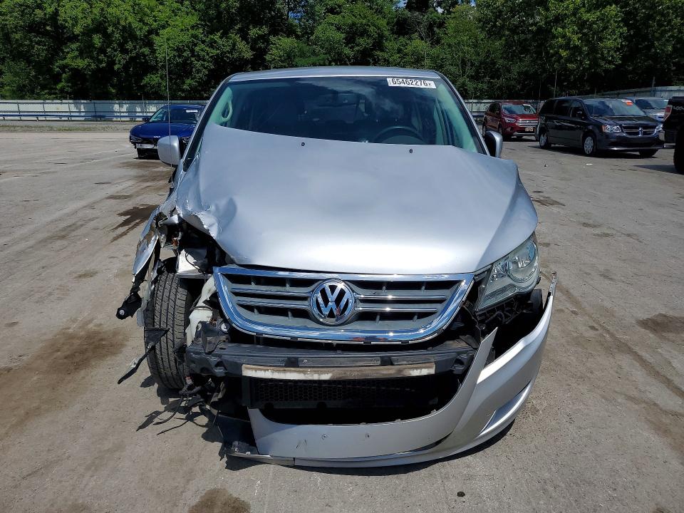 2010 Volkswagen Routan მანქანა იყიდება აუქციონზე, vin: 2V4RW3D18AR388179, აუქციონის ნომერი: 65462276