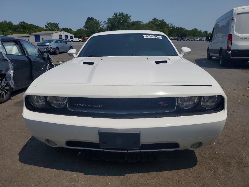 64805546 :رقم المزاد ، 2C3CDYBT6DH535315 vin ، 2013 Dodge Challenger مزاد بيع