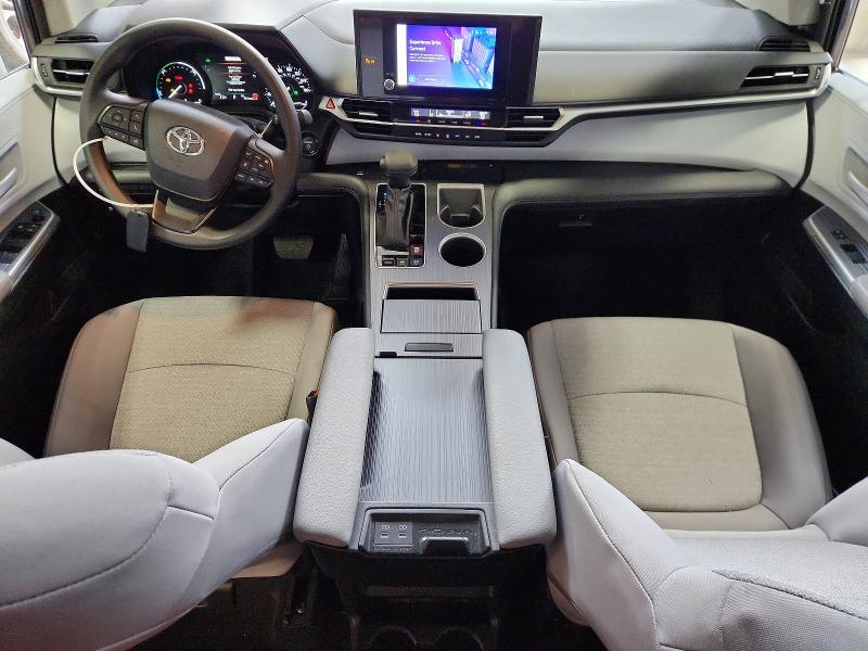 66072696 :رقم المزاد ، 5TDBSKFC1SS193520 vin ، 2025 Toyota Sienna مزاد بيع