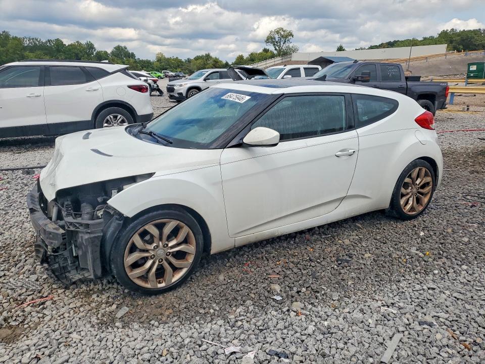66475946 :رقم المزاد ، KMHTC6AD5FU243826 vin ، 2015 Hyundai Veloster مزاد بيع