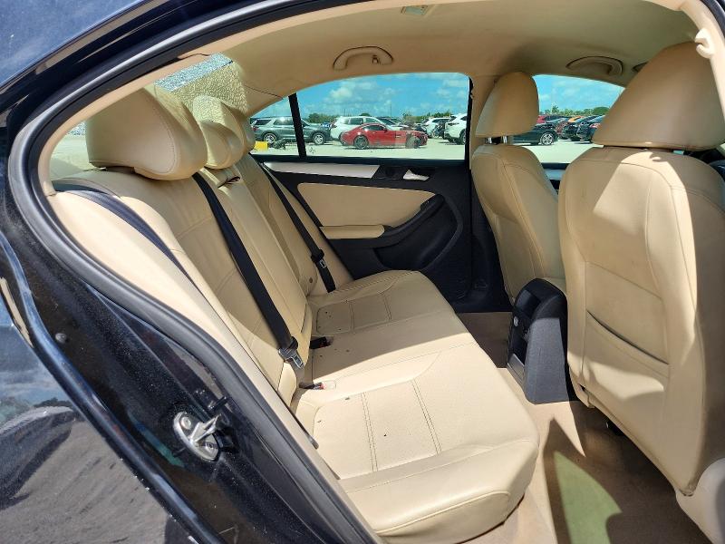 66532066 :رقم المزاد ، 3VWDX7AJ8DM396529 vin ، 2013 Volkswagen Jetta مزاد بيع