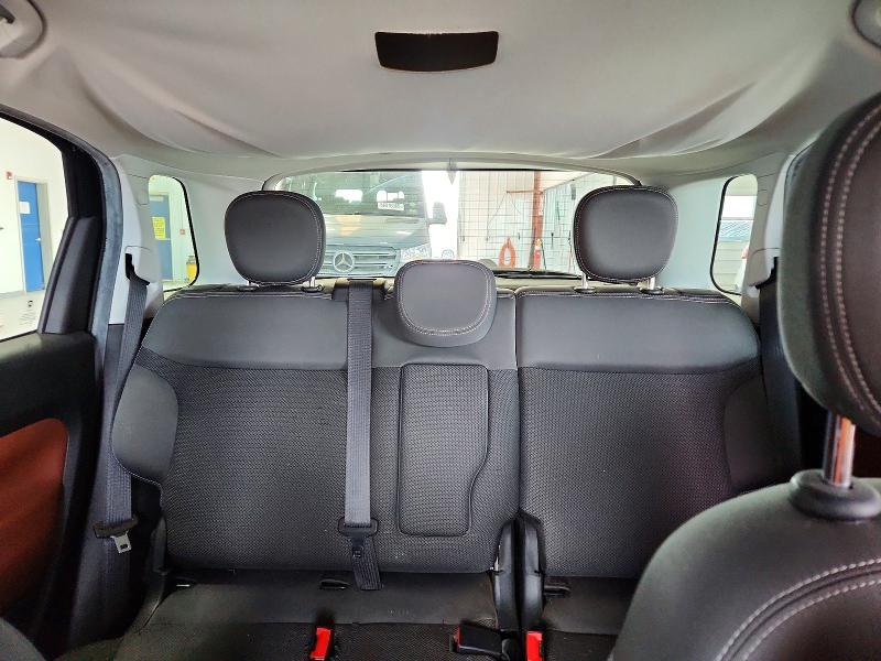 Продаж на аукціоні авто 2014 Fiat 500l, vin: ZFBCFADH6EZ020745, номер лоту: 64431846