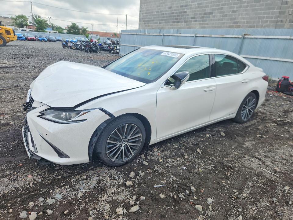 65439526 :رقم المزاد ، 58ADA1C15NU020595 vin ، 2022 Lexus Es 300h مزاد بيع