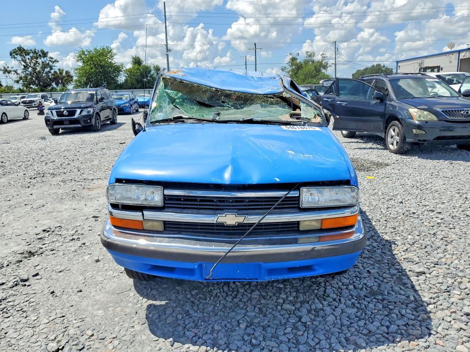 Продажа на аукционе авто 1999 Chevrolet Blazer, vin: 1GNCS13W4XK149062, номер лота: 64618676