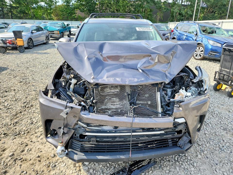 2018 Toyota Highlander მანქანა იყიდება აუქციონზე, vin: 5TDJZRFH6JS554170, აუქციონის ნომერი: 67002096