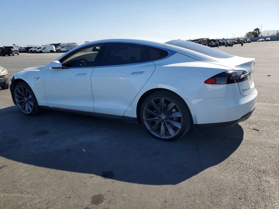 63859626 :رقم المزاد ، 5YJSA1H17EFP28237 vin ، 2014 Tesla Model S مزاد بيع