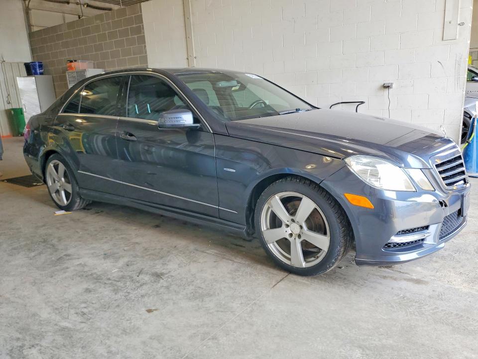 64293746 :رقم المزاد ، WDDHF8JB6CA602079 vin ، 2012 Mercedes-benz E مزاد بيع