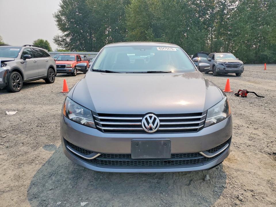 63475476 :رقم المزاد ، 1VWBT7A30FC023686 vin ، 2015 Volkswagen Passat مزاد بيع