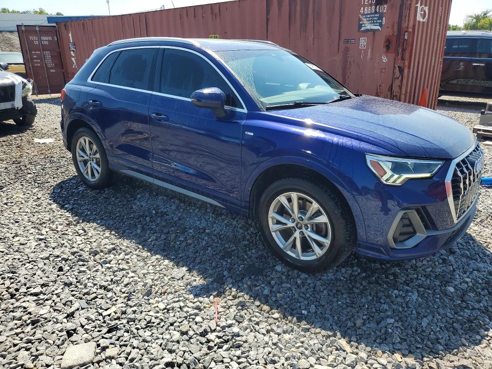 64812366 :رقم المزاد ، WA1EECF31N1124820 vin ، 2022 Audi Q3 مزاد بيع