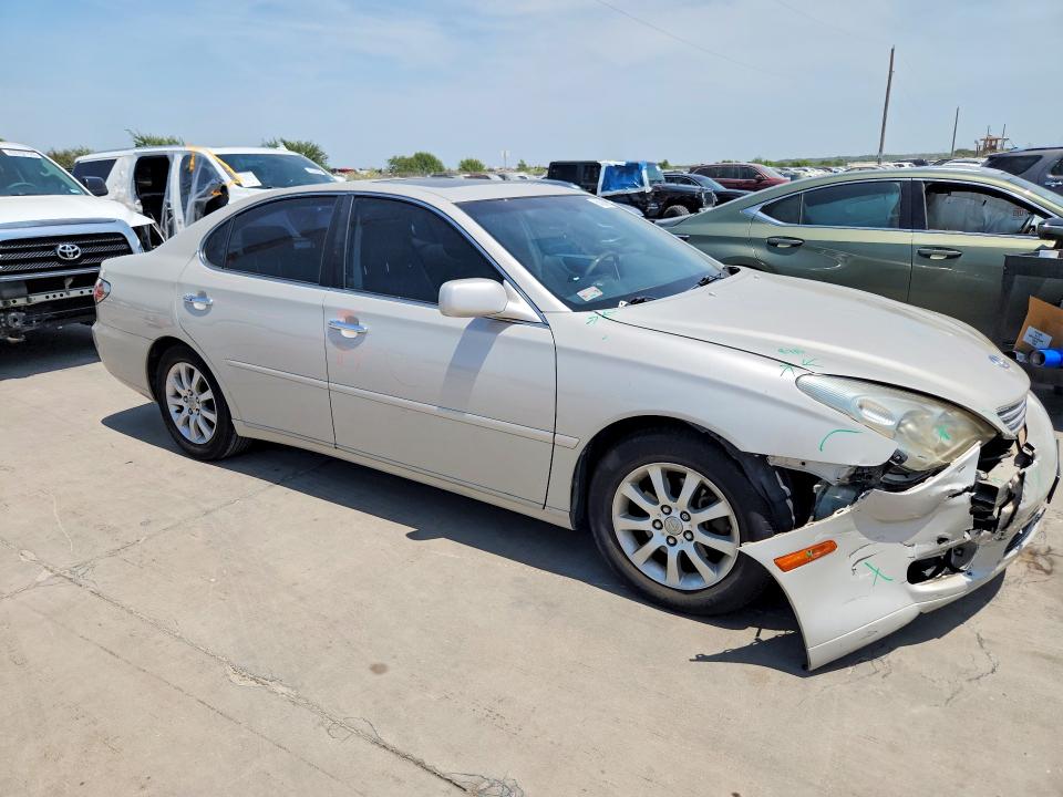 64245696 :رقم المزاد ، JTHBF30G625017024 vin ، 2002 Lexus Es مزاد بيع