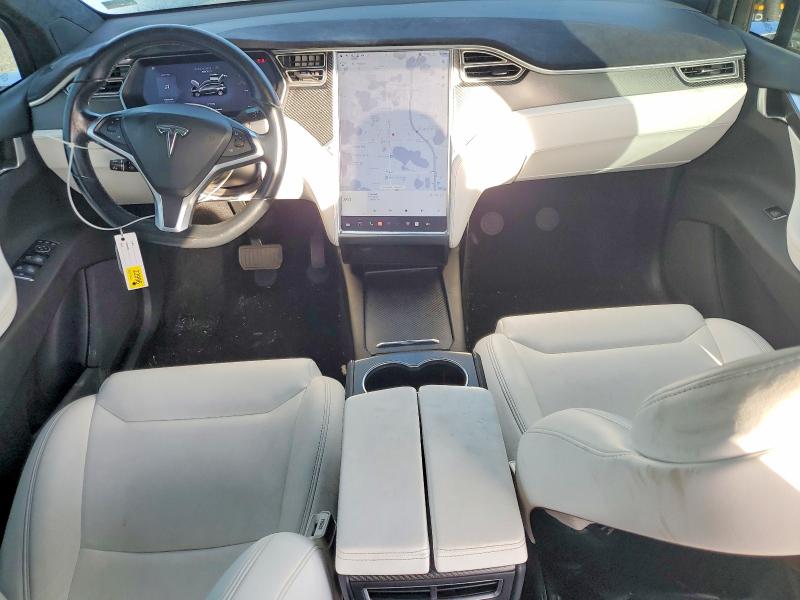 Продажа на аукционе авто 2017 Tesla Model X, vin: 5YJXCBE26HF043606, номер лота: 64428726