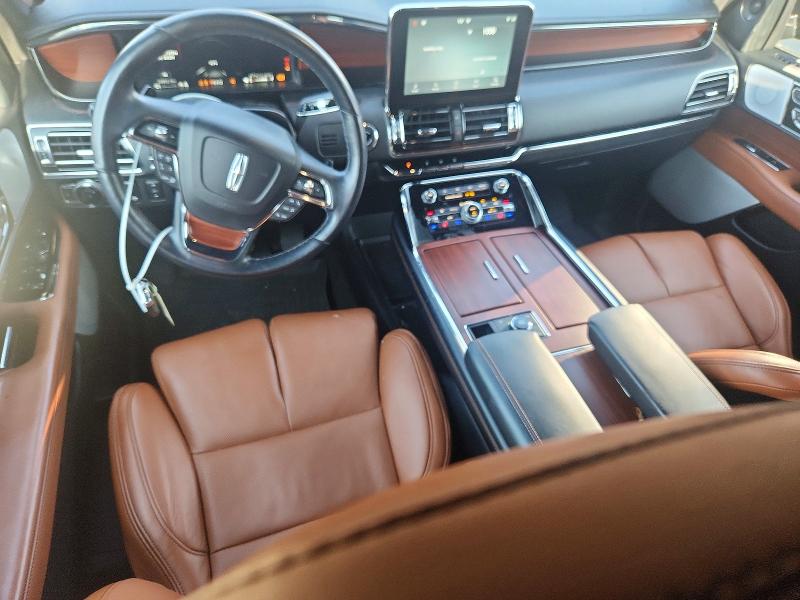 63819116 :رقم المزاد ، 5LMJJ3LT6MEL16903 vin ، 2021 Lincoln Navigator مزاد بيع