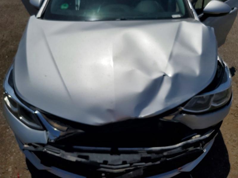 63807546 :رقم المزاد ، 1G1BC5SM8K7148557 vin ، 2019 Chevrolet Cruze مزاد بيع