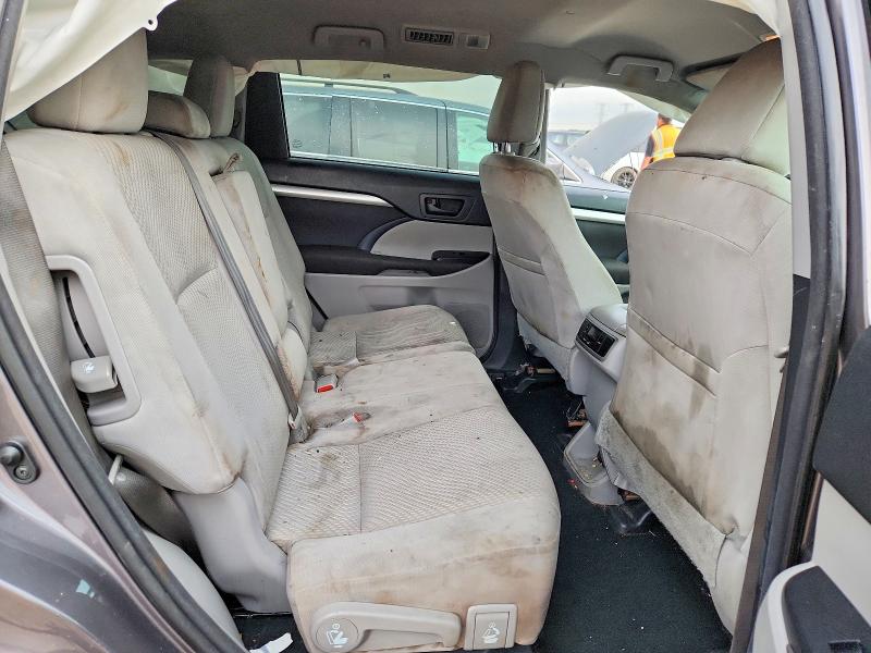 65705306 :رقم المزاد ، 5TDBKRFH6FS193572 vin ، 2015 Toyota Highlander مزاد بيع