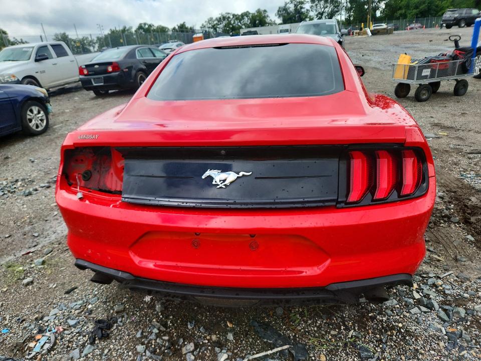 63846046 :رقم المزاد ، 1FA6P8TH2J5127350 vin ، 2018 Ford Mustang مزاد بيع