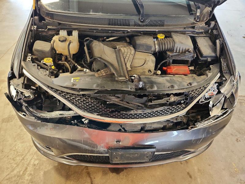 2018 Chrysler Pacifica მანქანა იყიდება აუქციონზე, vin: 2C4RC1EG4JR121468, აუქციონის ნომერი: 63705976